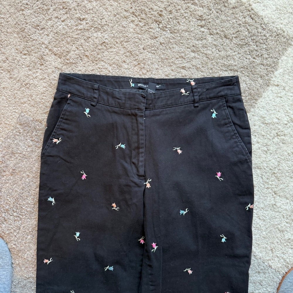 Briggs New York Womens Black Floral Embroidered Crop Chino Pants Size 8 221FCG - Picture 2 of 7